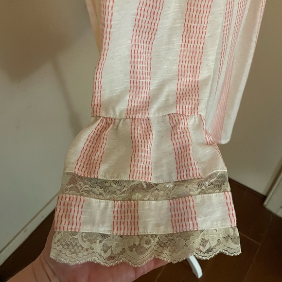 Maurices floral lace linen blouse cream pink size medium striped cutouts tassels - Picture 10 of 15